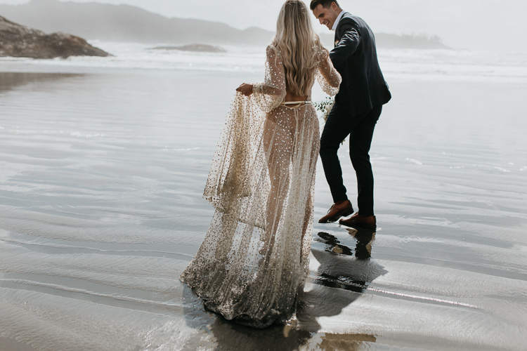 tofino elopement on the beach